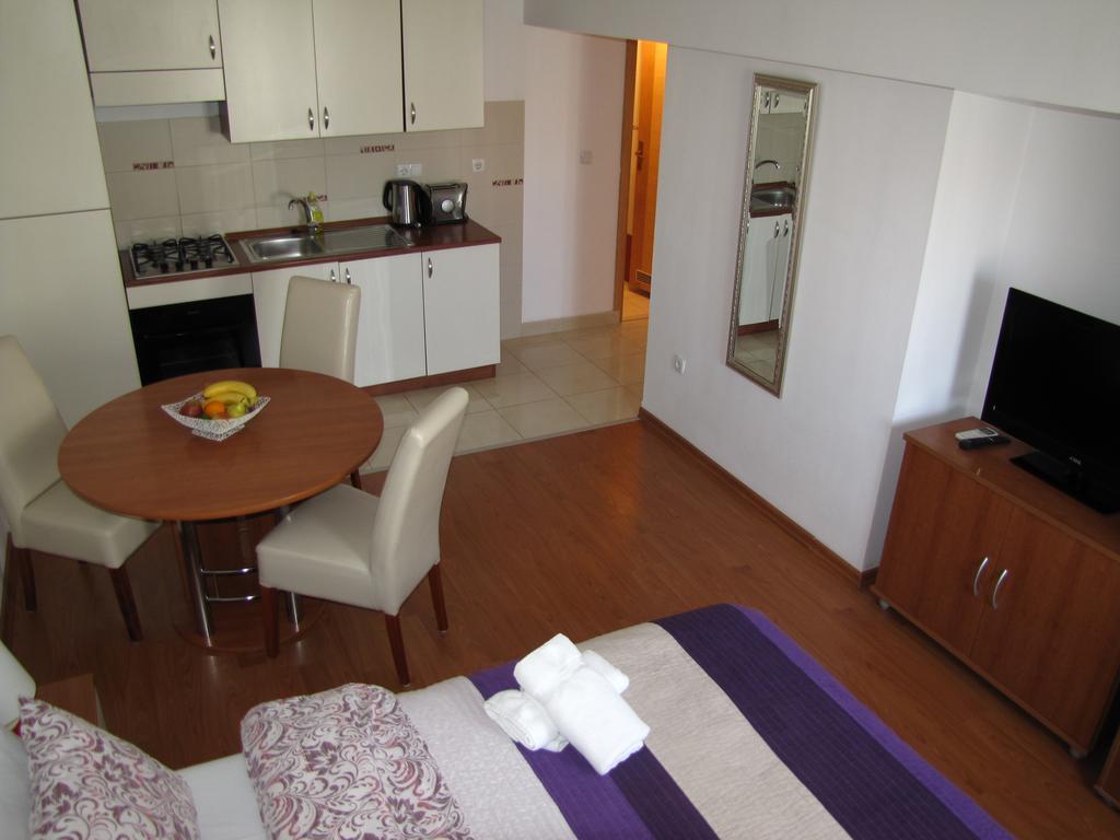Marina Apartment *