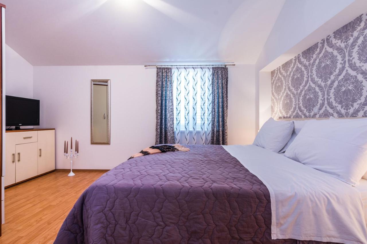 Marina Apartment *